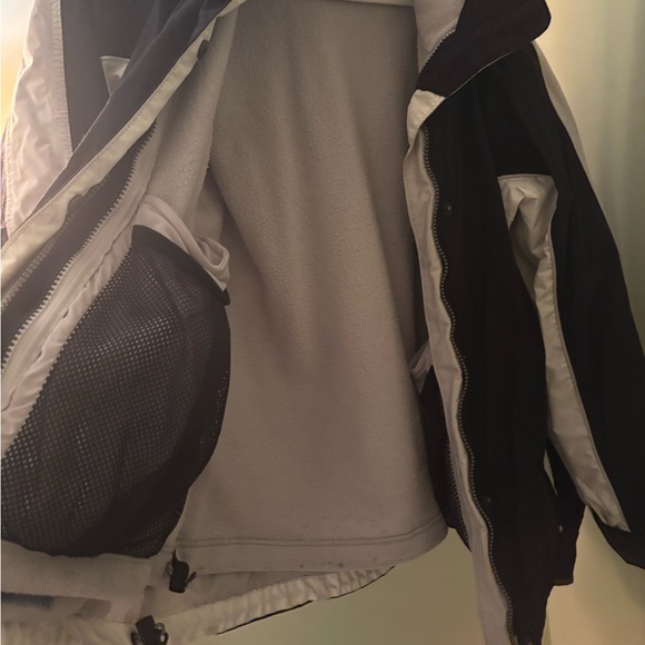 Columbia Vertex Black and White Women's Jacket - Picture 2 of 3